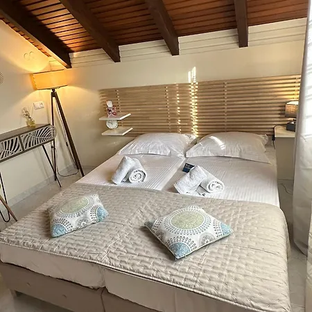 Filippos Loft Apartamento