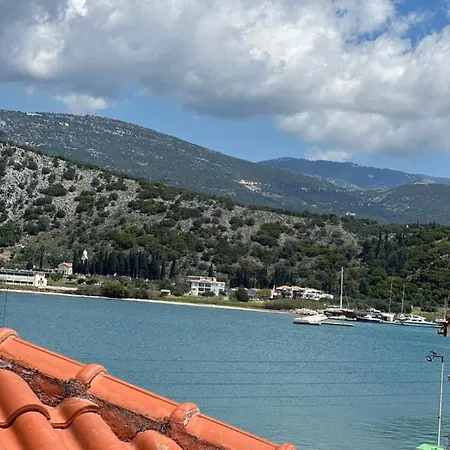 アパート Filippos Loft アルゴストリオン